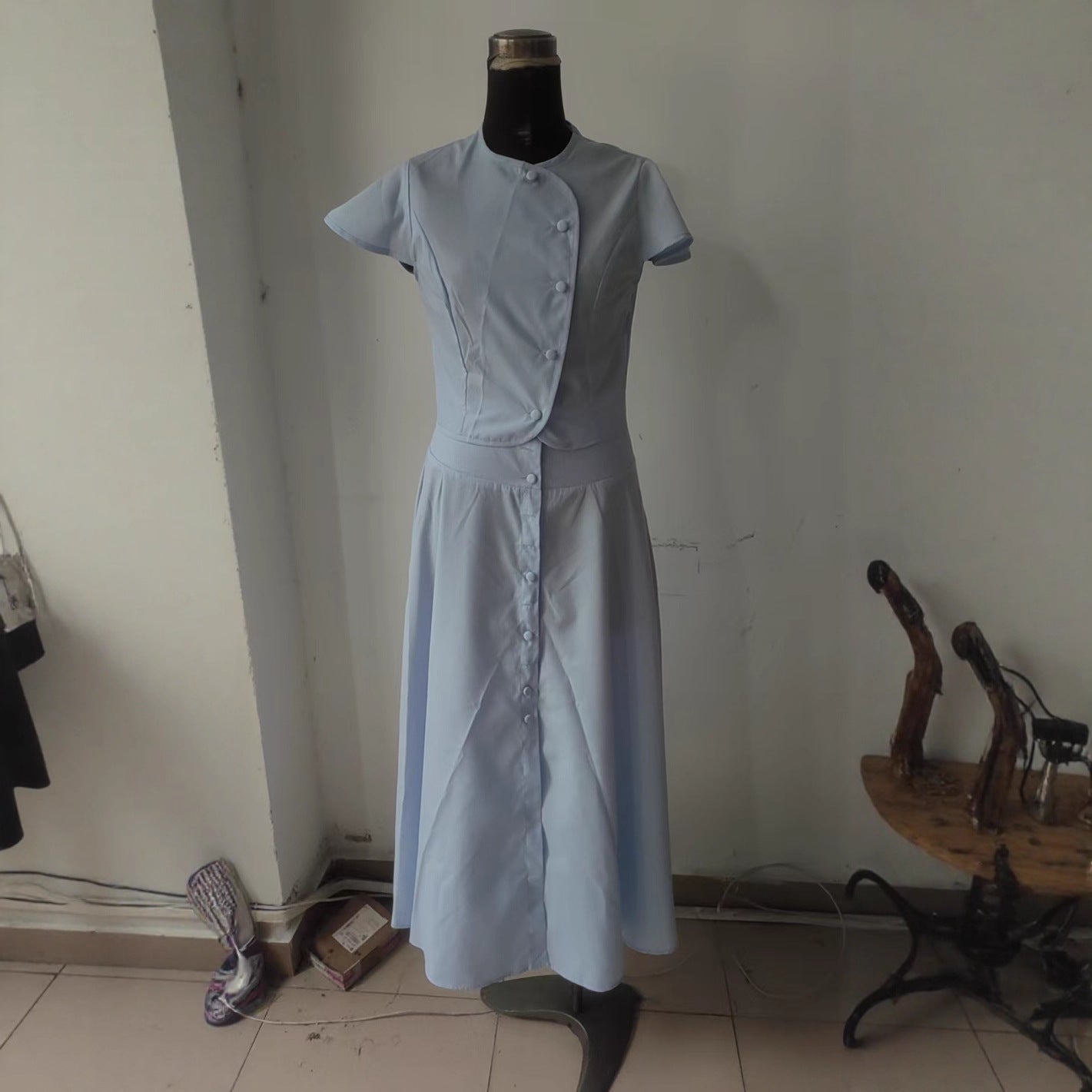 Solid-Color Buttoned Short-Sleeve Top And